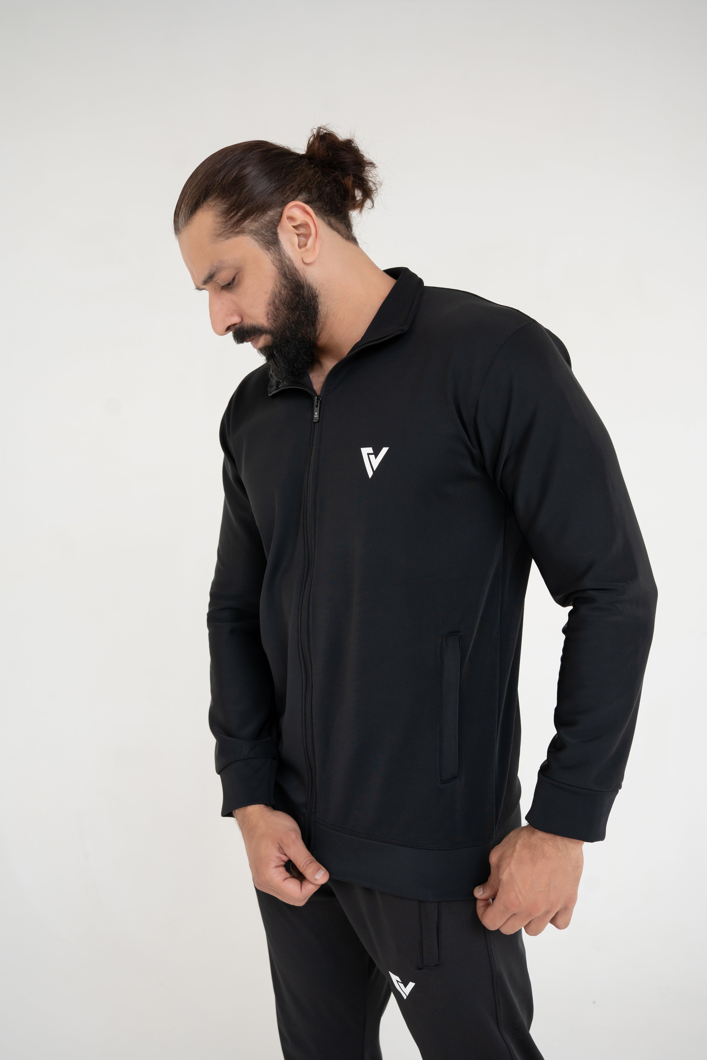 Momentum Zipper | Black